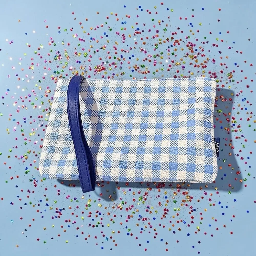 MAY 2026 Ipsy Glam Bag NWOB 5x7” - Bag only
